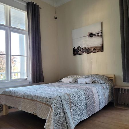 L'Auberge Du Vieux Pont Saint-Raymond Ngoại thất bức ảnh